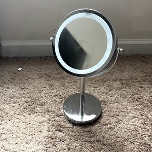 Makeup mirror!